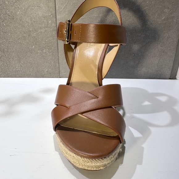 Michael Kors wedge sandal - Picture 3 of 7